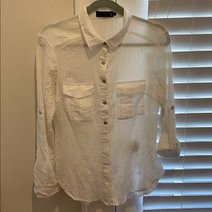 Linen Blouse w/adjustable sleeve lengths